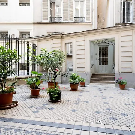 Laugier - Welkeys פריז